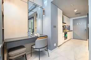 Vogue| Downtown close to Burj Khalifa | Dubai Mall