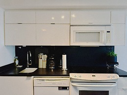 The Waterfront Suites