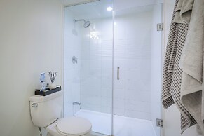 The Waterfront Suites