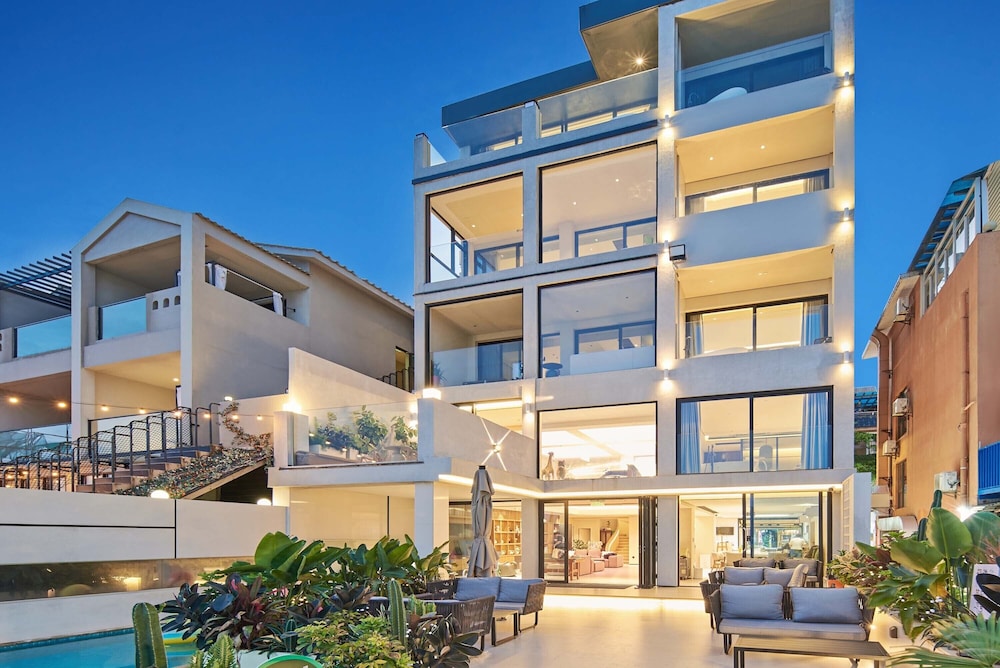 Santa Monica Seaview Vacation Home