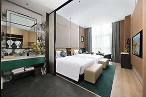 Buddy Feely Hotel