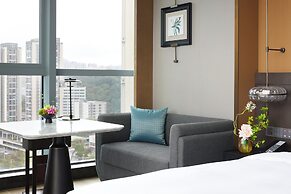 Buddy Feely Hotel