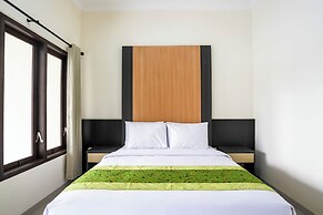 Mirah Dormitory Tourism Banyuwangi