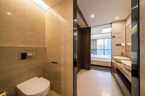 Zhome-Three Bedroom Luxury Suite3