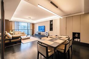 Zhome-Three Bedroom Luxury Suite3