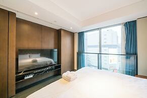 Zhome-Three Bedroom Luxury Suite3