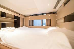 Zhome-Three Bedroom Luxury Suite3