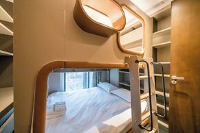 Zhome-Three Bedroom Luxury Suite3