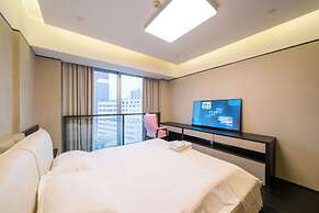 Zhome-Three Bedroom Luxury Suite3