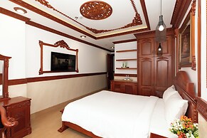Quan Cuong Hotel
