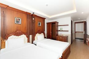 Quan Cuong Hotel