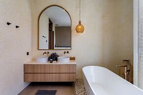 Villa Fresko 1 by Alfred in Bali