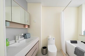 Tyms 3BR 2BA Apt near Xujiahui Metro