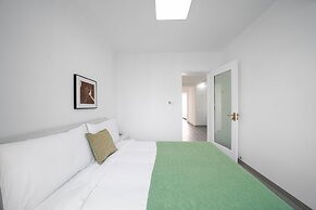 Tyms 3BR 2BA Apt near Xujiahui Metro