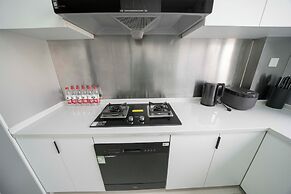 Tyms 3BR 2BA Apt near Xujiahui Metro