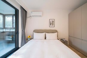 Tyms Tianshan 2BR Residence near Metro
