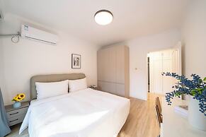 Tyms Tianshan 2BR Residence near Metro