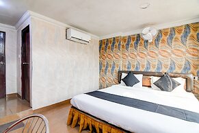 Raj Palace- by Brill Rooms