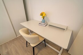 Tyms Jinhongqiao High-End 3BR 2BA