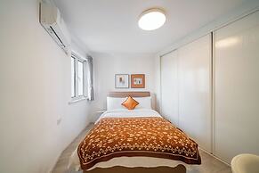 Tyms Jinhongqiao High-End 3BR 2BA