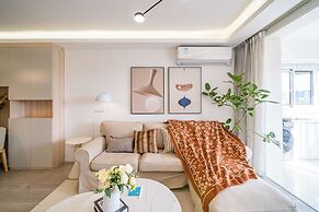 Tyms Jinhongqiao High-End 3BR 2BA