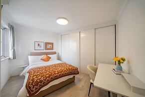 Tyms Jinhongqiao High-End 3BR 2BA