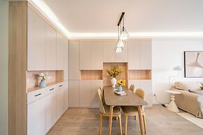 Tyms Jinhongqiao High-End 3BR 2BA