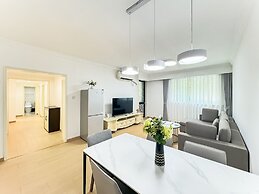 Tyms Gubei  2BR Apt near Gubei Road