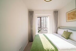 Tyms Xujiahui 2BR Apt Near Metro