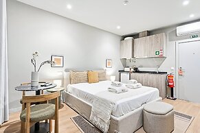 Guestready - The Cats Studios