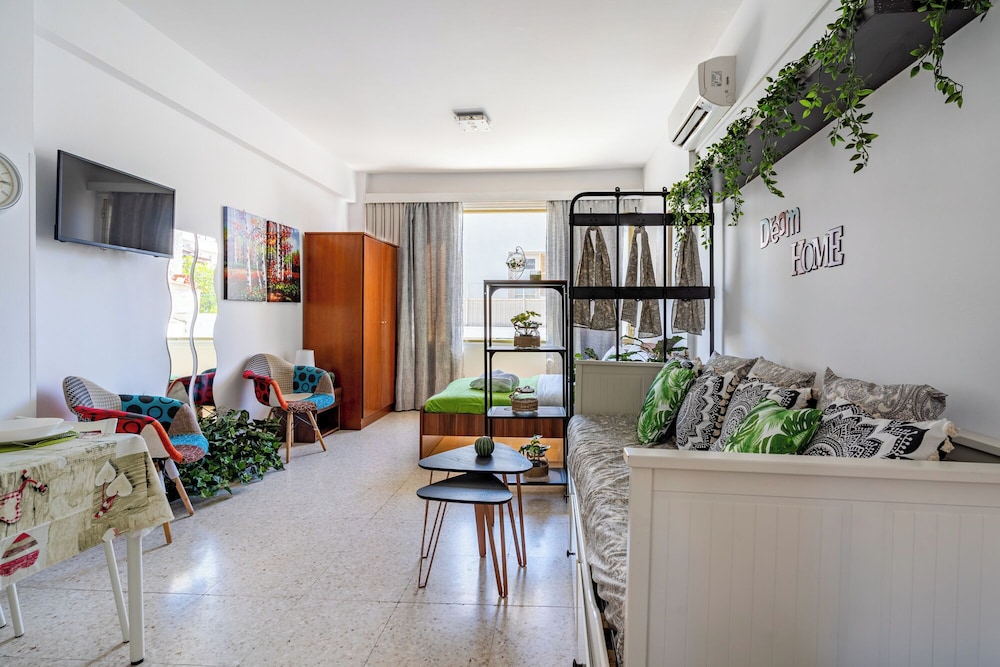 Oasis - Cosy Studio in Larnaca