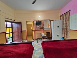 Himvadi Resorts kausani