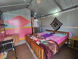 Himvadi Resorts kausani