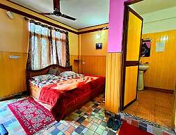 Himvadi Resorts kausani