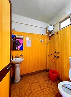 Himvadi Resorts kausani