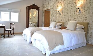 Le Manoir de la Vieille Douve