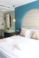 J The Park Condotel