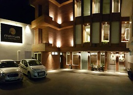 Mayur Hotel Bar & Restaurant solan