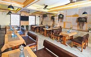 Mayur Hotel Bar & Restaurant solan