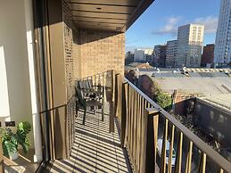 2 Bed Flat - Sleeps 4 - Parking - Wifi