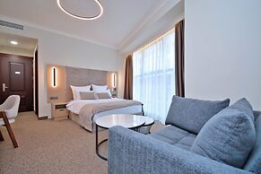 BM Avenue Hotel