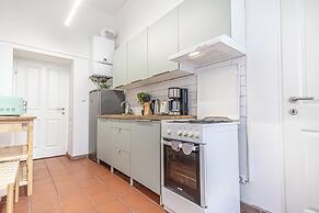 Modern 1BR With 1LR Long Stay in Vienna