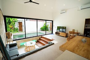 Solla Sol Villa Canggu