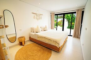 Solla Sol Villa Canggu