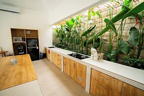 Solla Sol Villa Canggu