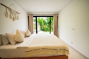 Solla Sol Villa Canggu