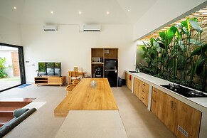 Solla Sol Villa Canggu