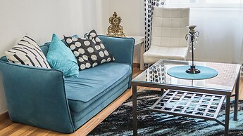 Modern 2BR Apartment Long Stay Belvedere