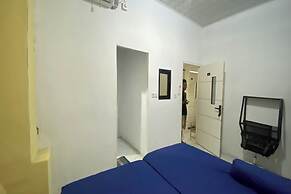 OYO 95038 Khanza Stay