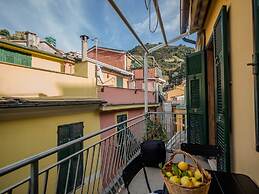 Gemma Apartment with AC Sea View Balcony